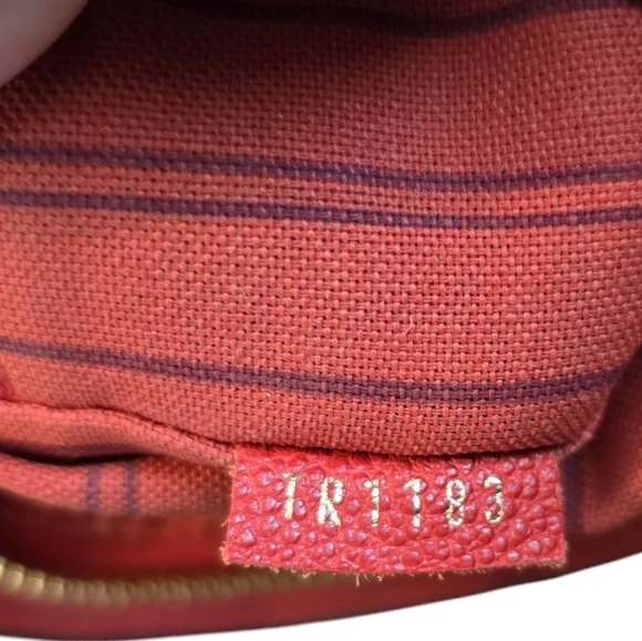 💥💥SOLD💥💥LOUIS VUITTON Empreinte Lumineuse PM - Picture 12 of 13